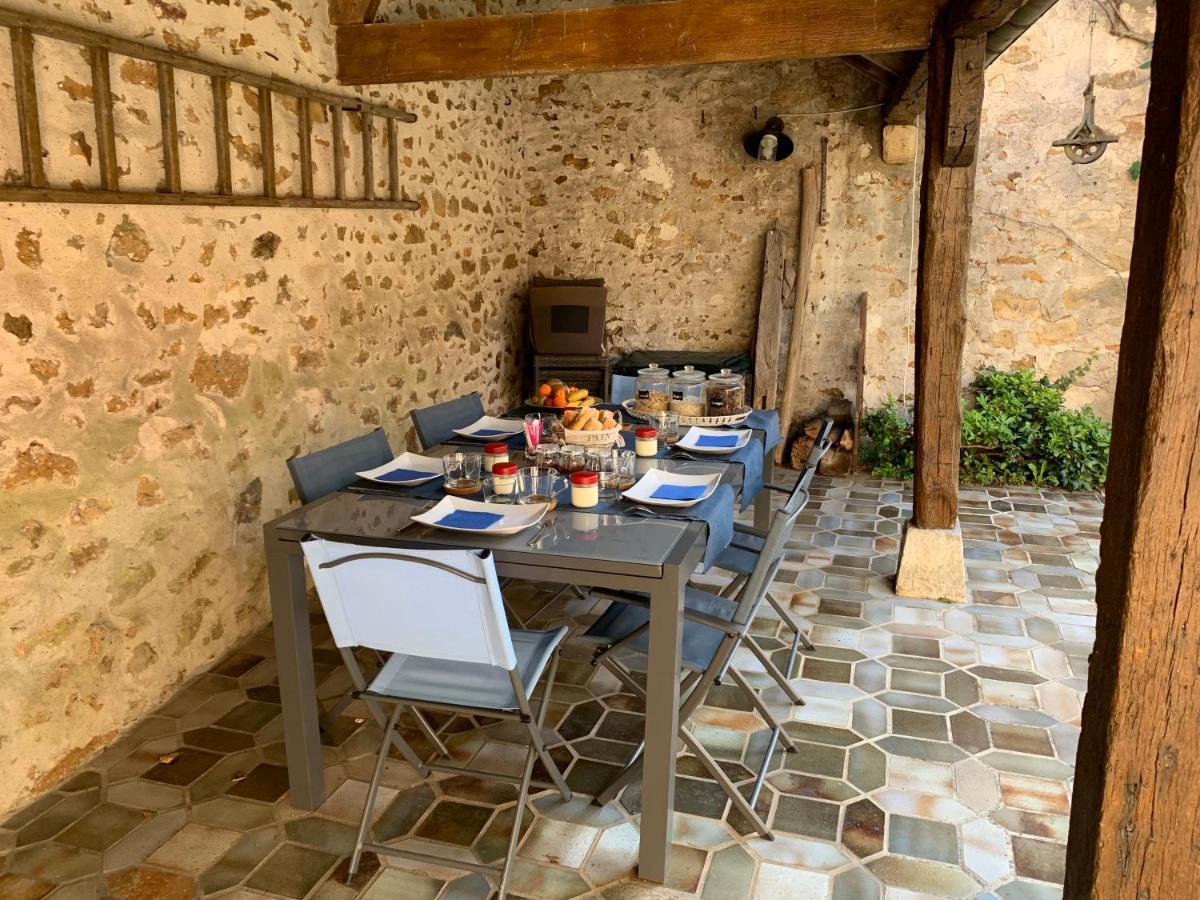 La Maison D'Emilie - Chambres D'Hotes Chaumes-en-Brie Esterno foto