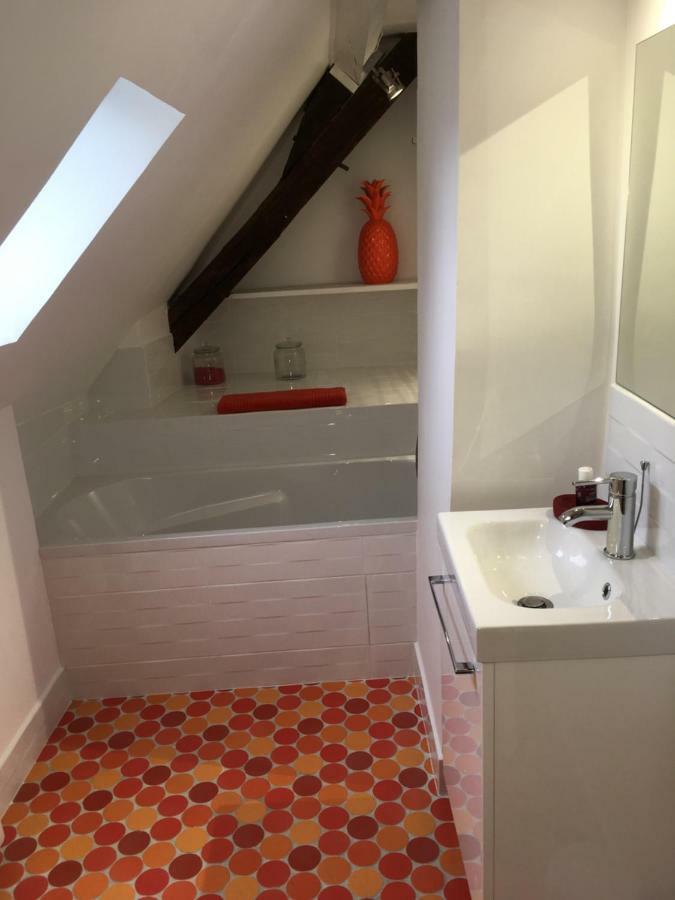 La Maison D'Emilie - Chambres D'Hotes Chaumes-en-Brie Esterno foto