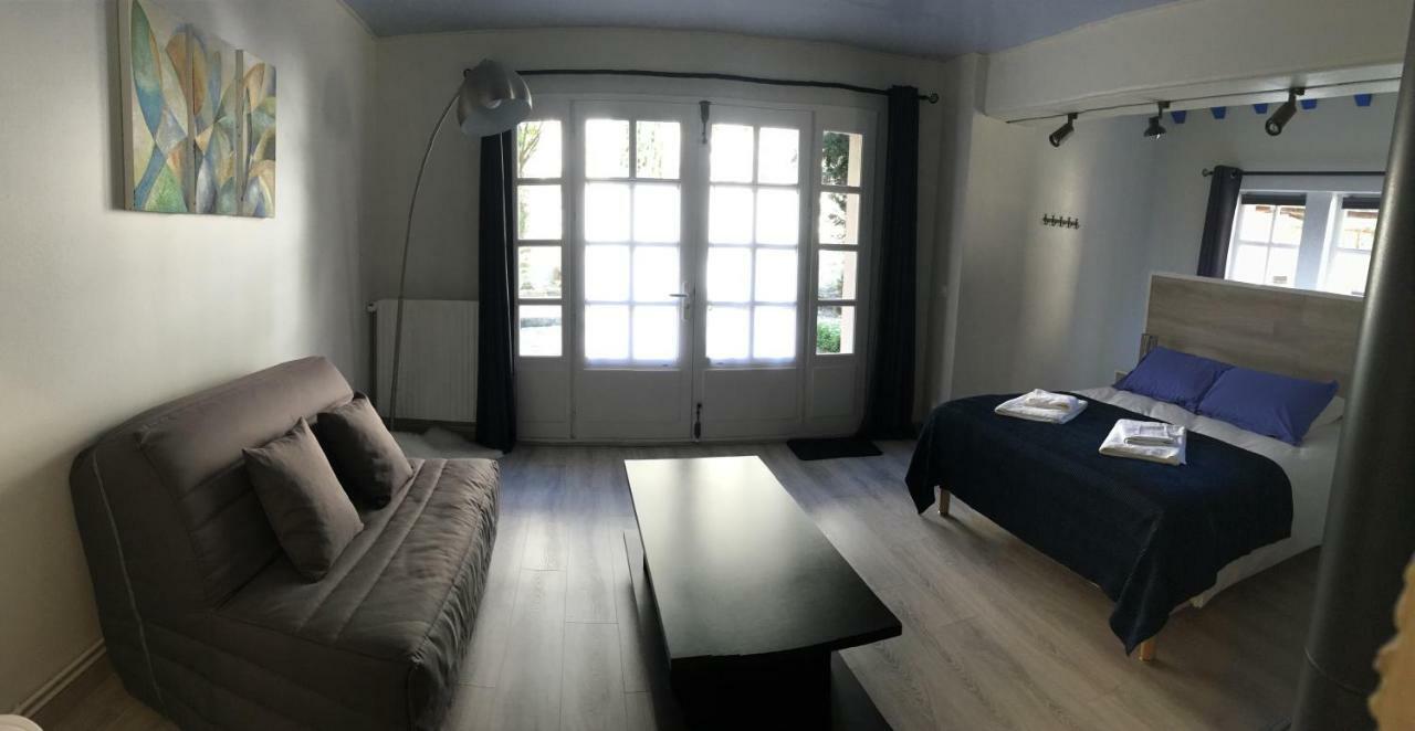 La Maison D'Emilie - Chambres D'Hotes Chaumes-en-Brie Esterno foto