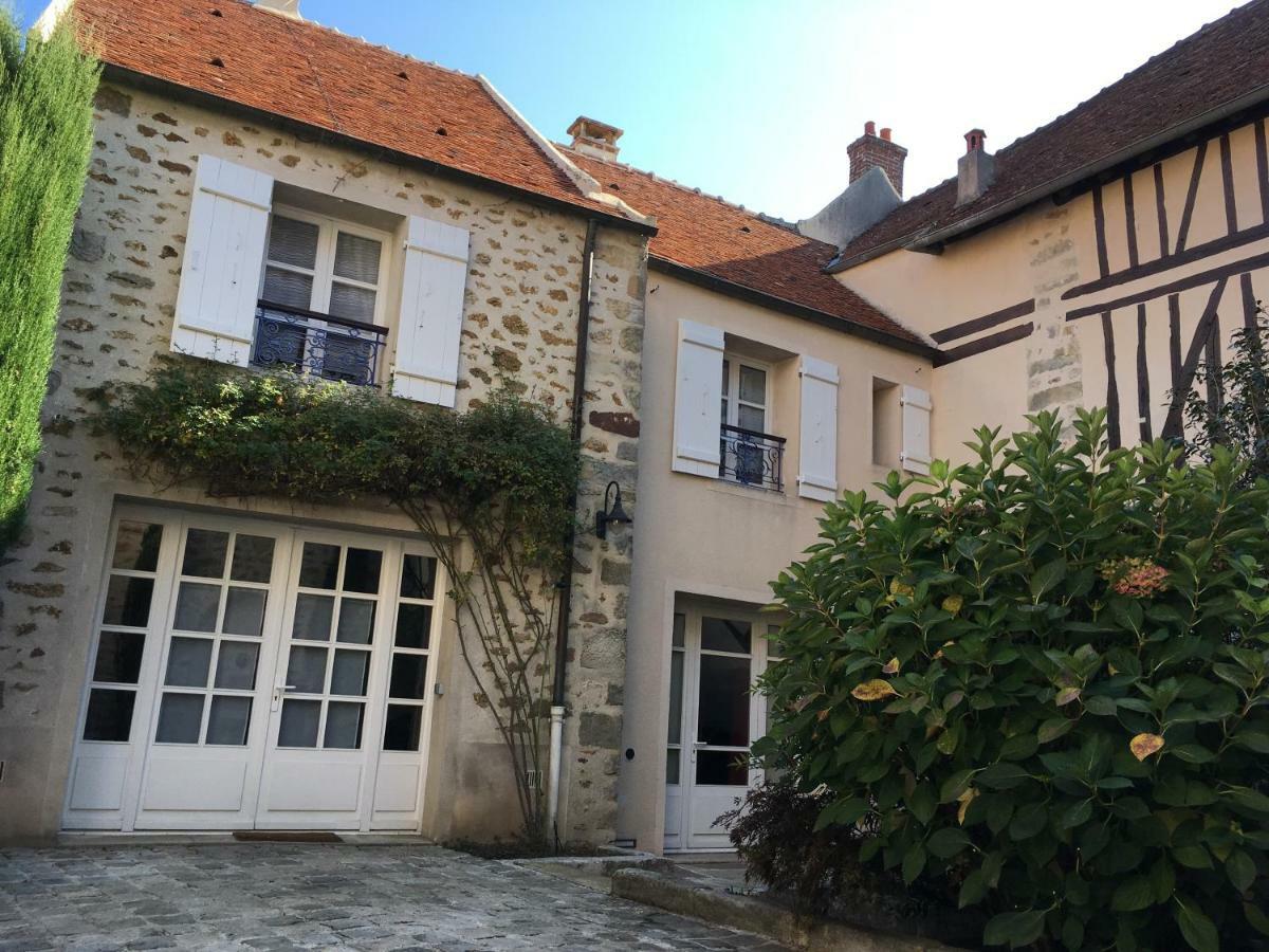La Maison D'Emilie - Chambres D'Hotes Chaumes-en-Brie Esterno foto