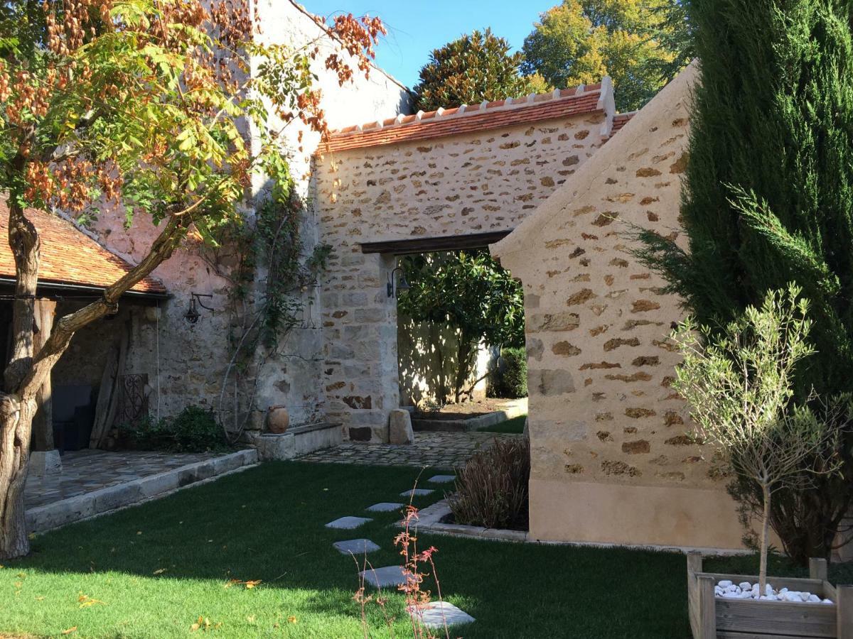 La Maison D'Emilie - Chambres D'Hotes Chaumes-en-Brie Esterno foto