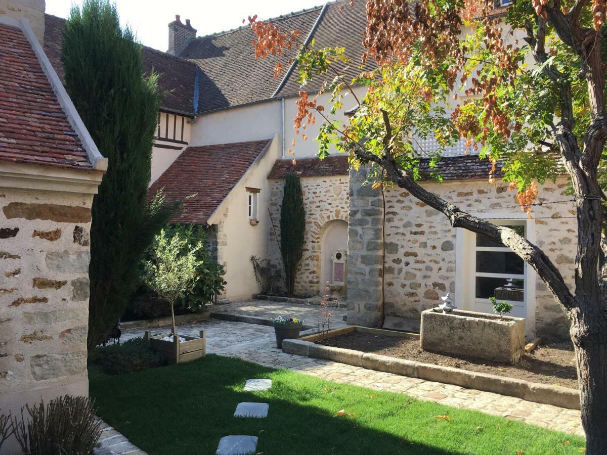 La Maison D'Emilie - Chambres D'Hotes Chaumes-en-Brie Esterno foto