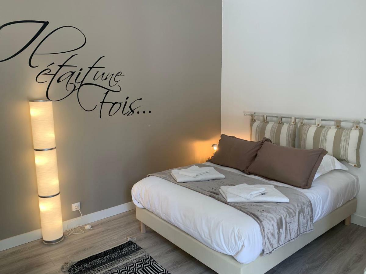 La Maison D'Emilie - Chambres D'Hotes Chaumes-en-Brie Esterno foto